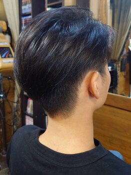 美容室 福山の写真/流行を取り入れながら、お客様のカッコよさを最大限引き出します！
