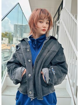 ホロ(hollo) ボブウルフレイヤーピンクオレンジベージュ