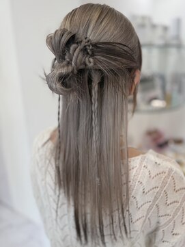 モナバイルーブル(MONA by Louvre) 【MONA名古屋駅/名駅】個性派カチモリ/ヘアセット/アレンジ