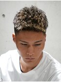 ツイスパ×ハイライト×フェード/短髪/スキンフェード