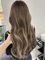 ビーシャンス(B.Chance) エクステでハイライトカラー