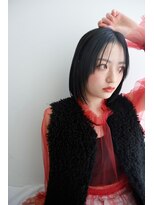 トリッカ シブヤ(TRICCA SHIBUYA)&nbsp;ミニボブ/前下がり/暗髪カラー