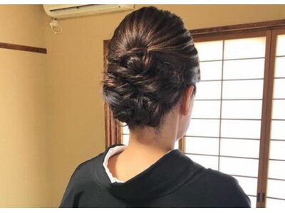 結婚式ご参列のお母様もお着付け、ヘアセットのご予約承ります