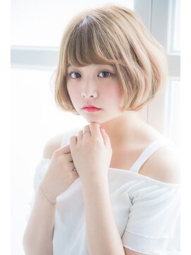 ミエル ヘア 新宿(miel hair) 〈mielhair新宿〉ミルクティーベージュ　ふんわりボブ