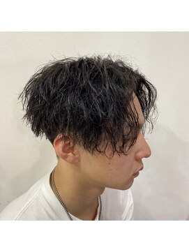 ヘアーデザイン ウエストサイドスタンダード(hair design West Side STANDARD) 前下がりセンターツイスパ