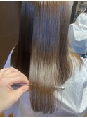 ツヤ感抜群!髪質改善ヘアカラー
