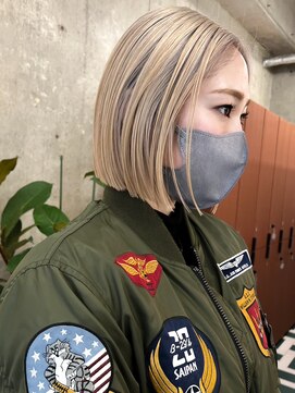 ノエ(noe) ブロンド×切りっぱなしボブ