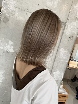 リアン(Lien) ミルクティーアッシュ　HIROKI