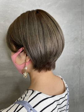 グラム バイ レイエレガンス(glam by REIELEGANCE) 【glam】耳掛けショートボブ/オリーブブラウン