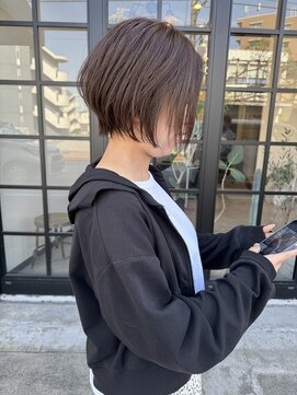 アメリア(Ameria) 骨格矯正ショート