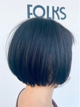 フォークス(FOLKS)の写真/再現性の高いカットで、毎日のスタイリングも簡単に♪一人ひとりの髪質やクセを見極めた施術が大人気☆