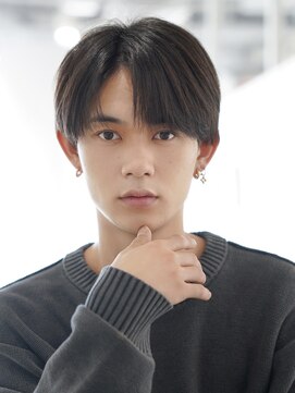 オーシャントーキョー 渋谷(OCEAN TOKYO) フェザーパーマシャドウパーマカルマパーマセンターパート