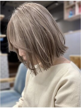 ムード マグ レーベル 南松本(MOOD Mag Label) 大人可愛いミルクティベージュダブルカラーくびれボブ透明感小顔