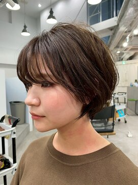 ワク(WAKU) 【WAKU】ショートカット/チョコレートブラウン/透明感カラー