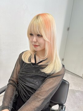 ユーフォリア 渋谷グランデ(Euphoria SHIBUYA GRANDE) カチューシャカラー　ホワイトブロンド　ブロンドヘア　オレンジ
