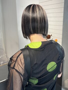 ボブウルフハッシュカットショートウルフボブ小顔カット