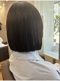 ボブ 縮毛矯正 ストレート 切りっぱなし 地毛風ストレート