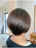丸みのあるショートスタイル