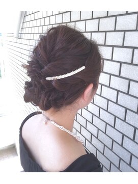 レジーロ (Regilo) ☆お客様アレンジ☆結婚式&二次会ルーズヘアアレンジ