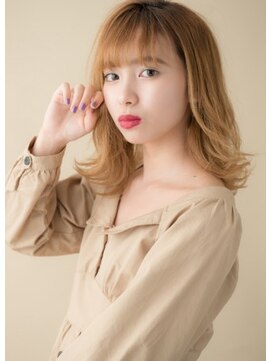 ワン 戸塚(ONE001) ベージュアッシュxふんわり外ハネ【ONE戸塚】