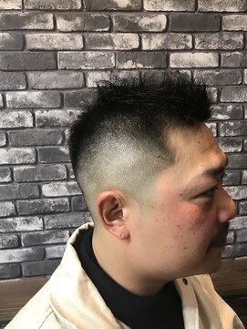 バーバーサロン ヘアージェニック(BarBer Salon Hair Genic) Genic フェードカット