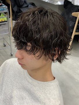 フィフス トウキョウ (fifth TOKYO) 波巻きパーマ波巻きスパイラルパーマツイストスパイラルパーマ