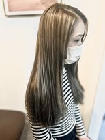 マリン(Marine)&nbsp;20代30代コントラストホワイトハイライトロング