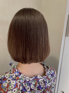 ヴォロ 佐賀(VoLo) 切りっぱなしボブ/美髪/ピンクブラウン[佐賀駅]