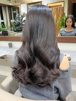 アミー 駒澤(Ammy komazawa)&nbsp;ロングウェーブコテ巻き風パーマ 纐纈