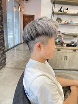 オーロル(AURORE)&nbsp;#シルバーカラー#メンズ髪型