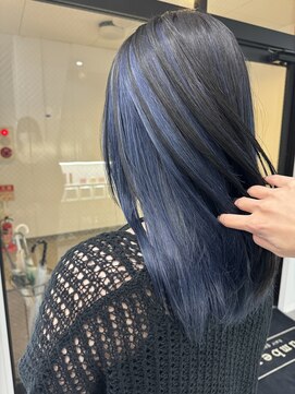 ナンバー 竪町(number+) 20代30代大人可愛い艶感アンブレラカラーブルー