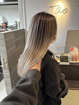 タオ 河原町(Tao) "ブリーチ2回バレイヤージュ"