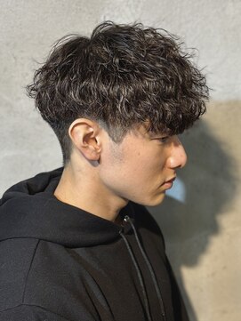 ニアウ 高崎店(Niau) 高崎メンズパーマ縦落ちツイストスパイラル眉毛群馬刈り上げ