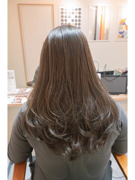 ロウバイレボ 柏(lou by revo) ミディアム/韓国風/レイヤーカット/顔回りカット/柏駅