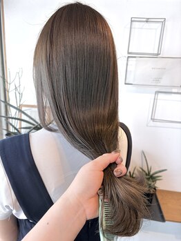 ニコ(nico)の写真/一人一人の髪の悩みに寄り添い、髪の状態や悩みに合せて髪質改善。今までにない艶感と手触りを実感◎