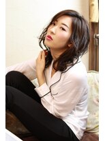 トヌコア ルア 下北沢店(TONUKOA RUA)&nbsp;【TonukoaRua】バングも長めが◎毛先ウェーブのミディロブ