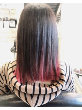 ヘアー アトリエ エゴン(hair atelier EGON) インナーカラー（ピンク）