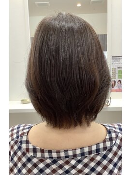 バンビ 大矢野店( Bambi) ミディアムボブ