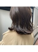 カーキベージュカラー
