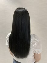 アングゥ ウル(ungu ul)&nbsp;ダークオリーブ