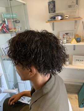 サーク(Sark) ツイストスパイラルパーマ