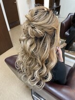 ヘアメイク アリープ(HAIR MAKE ALEAP) ハーフアップ