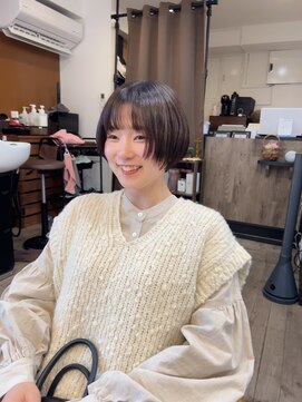 コーチ 新代田店(Coach) 【Coach Hair Studio 新代田店】丸みショート×フェイスレイヤー