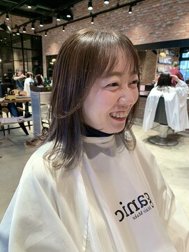 オーガニック アトリエ 大宮(organic+atelier) 20代30代伸ばしかけインナーカラーグレーベージュ外ハネ無造作