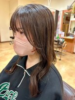 美容室ヒラトヤ 仙北店&nbsp;20代30代40代アッシュブラウン_シースルーバング毛先カール