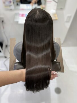 ハピネス 梅田茶屋町店(HAPPINESS) 韓国風/レイヤーカット/顔周り/顔まわり/髪質改善/ベージュ