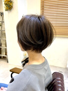 チリンバイロストシティー(Chillin by LOSTCITY) 丸みショートボブ