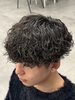 オーバル ジングウマエ(OVARL jingumae)&nbsp;波巻きスパイラルパーマラウンドマッシュ