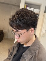 ブルニール 中崎町(BLEUNIR) フェザーパーマ フェザーショート メンズ センターパート