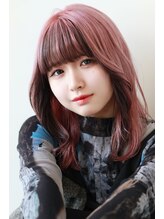 ステラ ヘア デザイン サロン(STELLA hair design salon)&nbsp;アンブレラ×インナーカラーにミディアムレイヤー【由比藤】